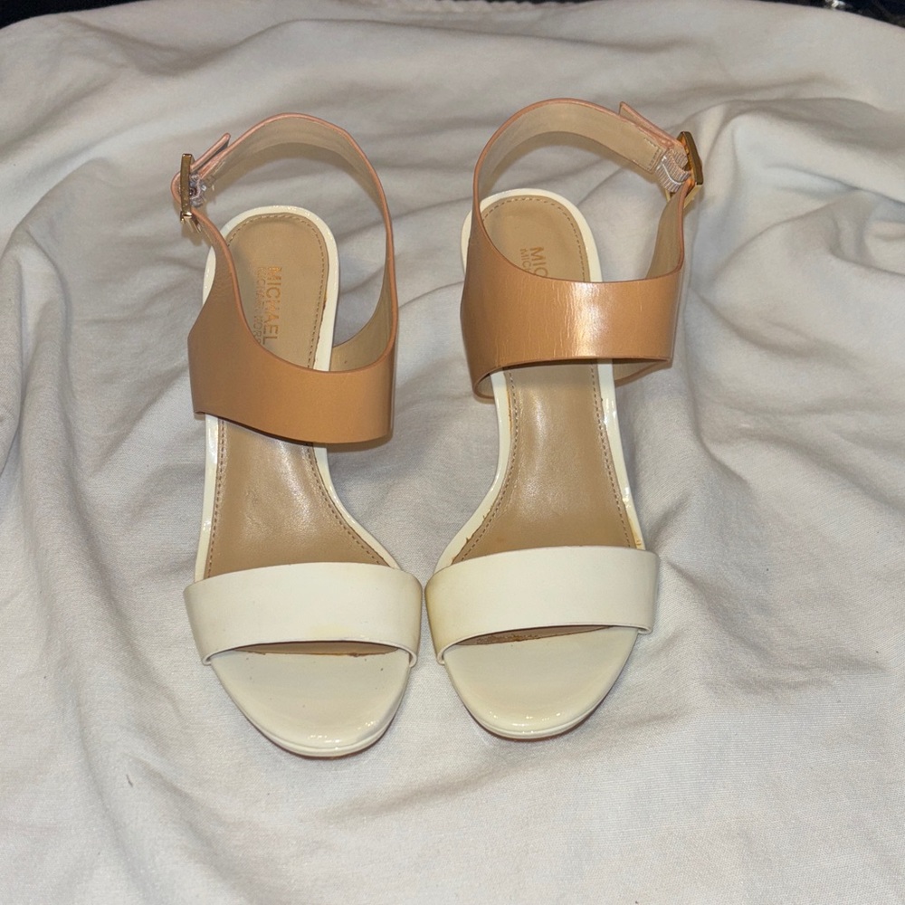 Michael Kors Claudia Cream and Tan Heels